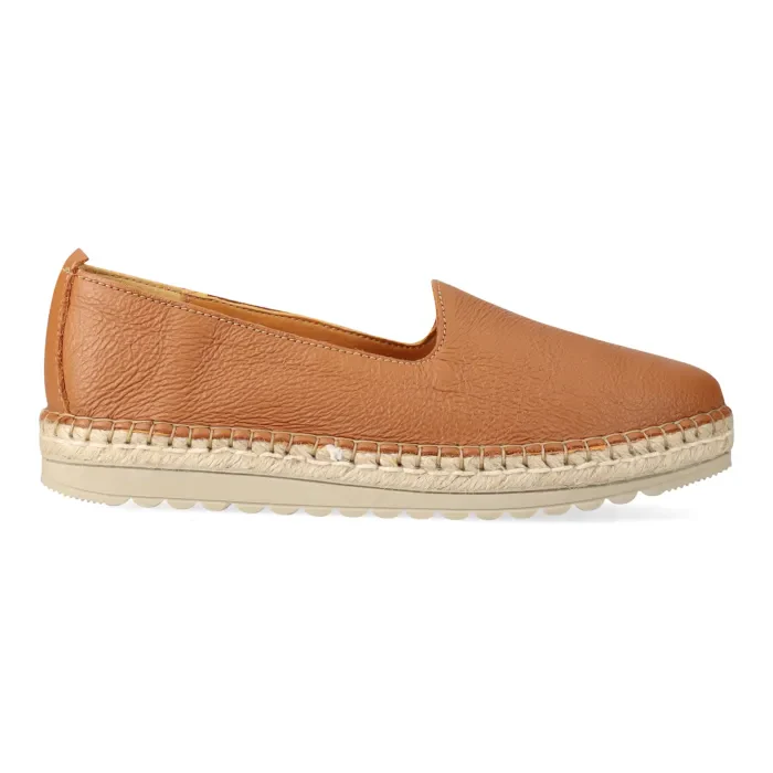Banjul : Ladies Leather Espadrille in Oak - Image 3
