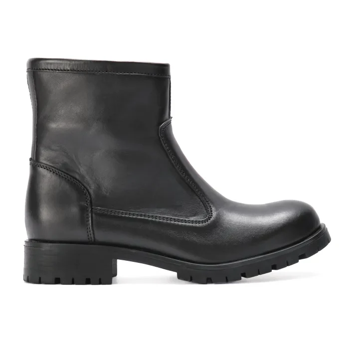 Karima : Ladies Leather Ankle Boot in Black - Image 3