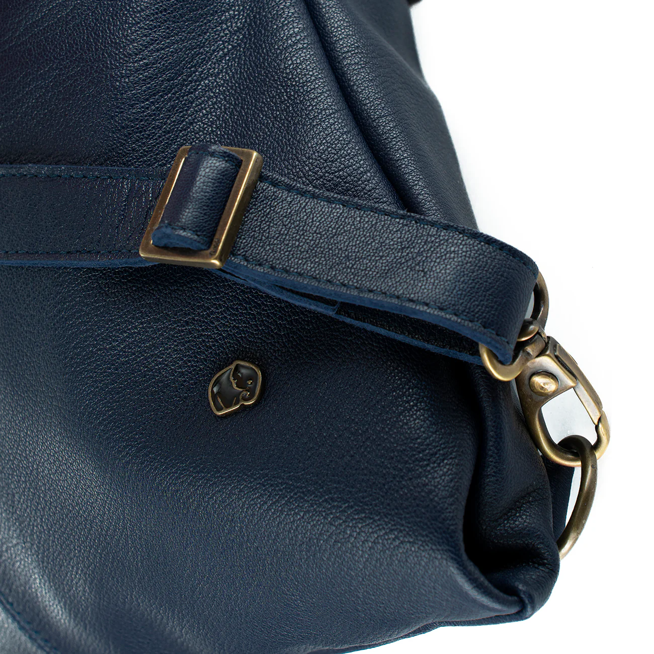 Ncumisa : Leather Backpack in Marine - Image 9