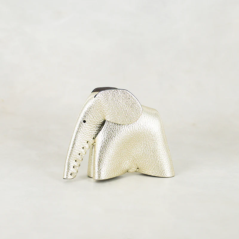 Parva : Small Elephant Family Accessory in Metallic Leather - Image 4