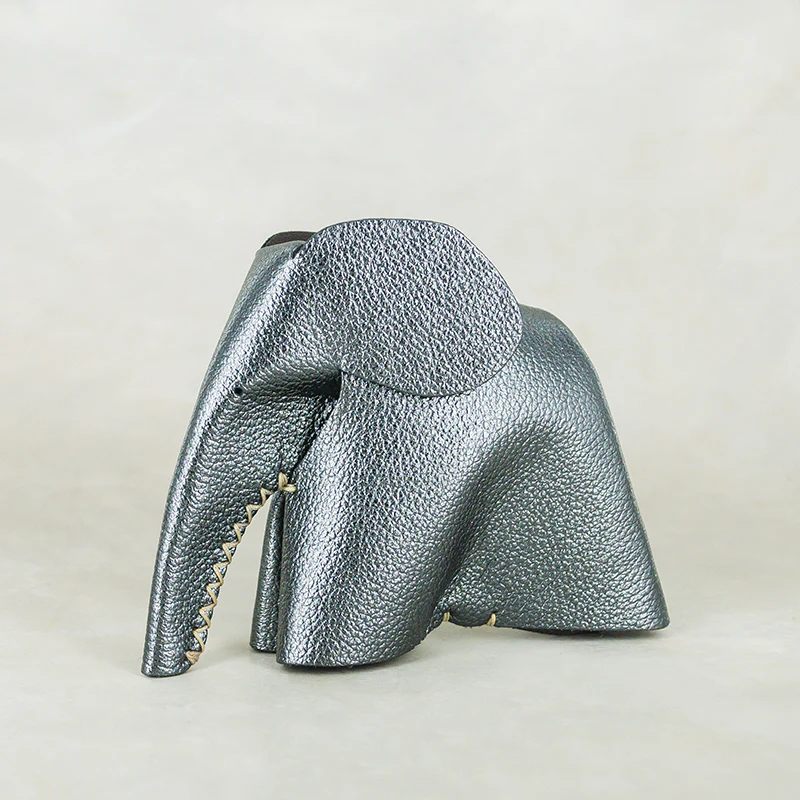 Peaches : Medium Elephant Family Accessory in Metallic Leather - Image 4