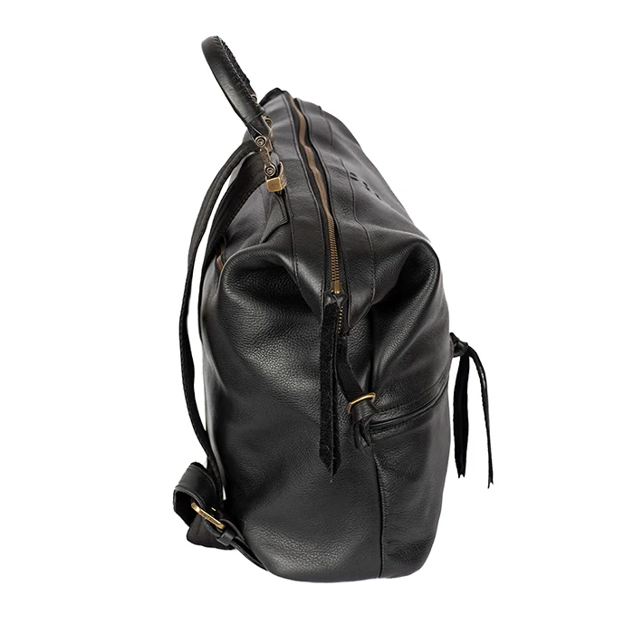 Zinande : Leather Backpack in Black Natan - Image 4