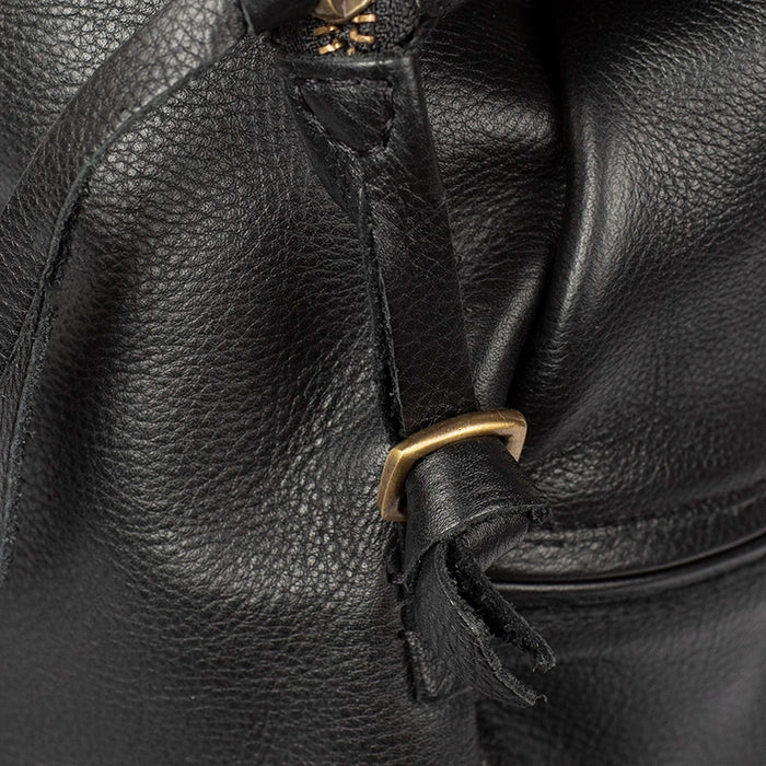 Zinande : Leather Backpack in Black Natan - Image 9